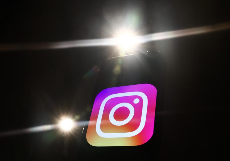 Instagram is testing 'flipside,' a finsta feature that already kind of exists
