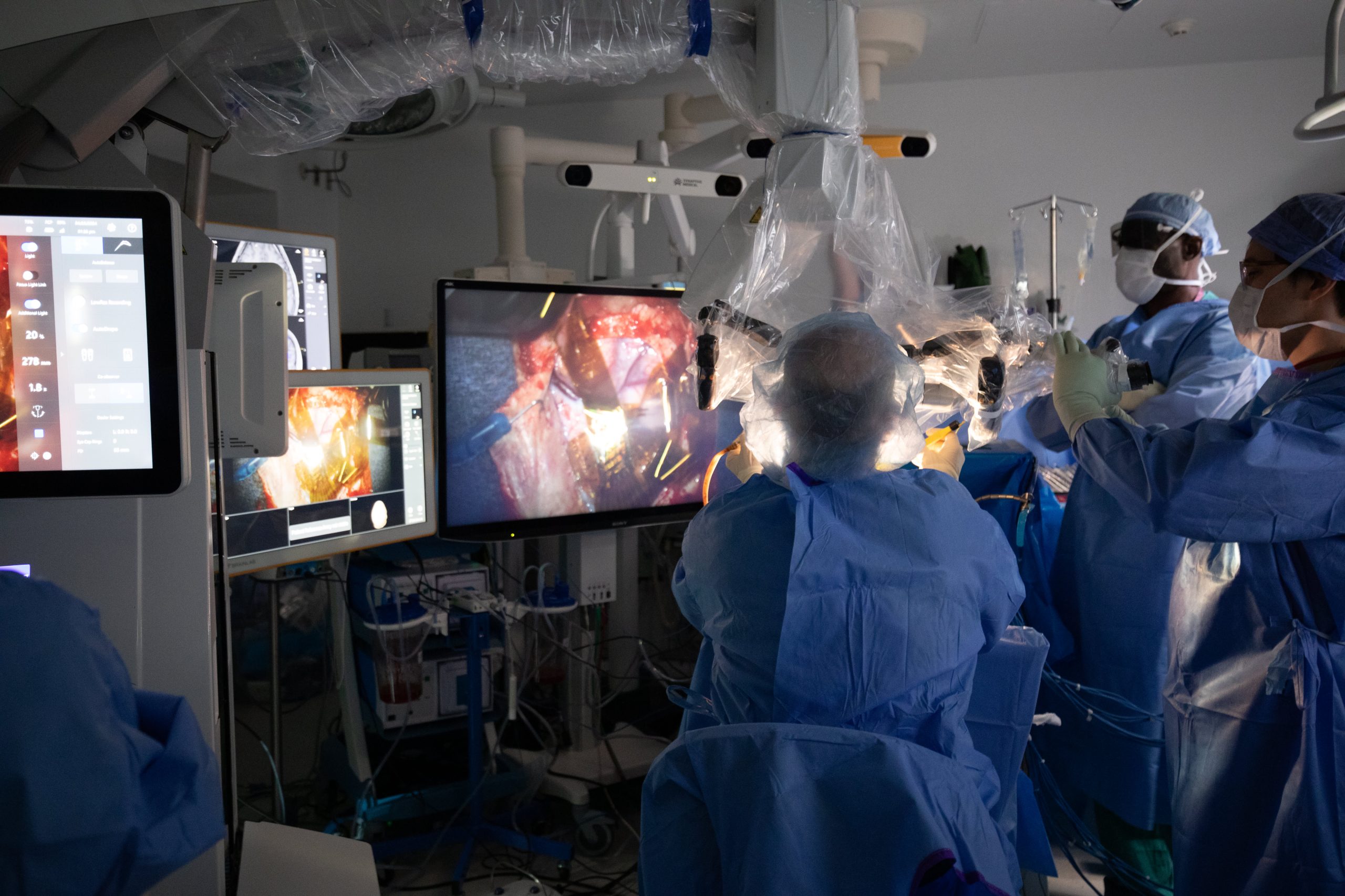 Here's what it's like inside the operating room when someone gets a brain implant