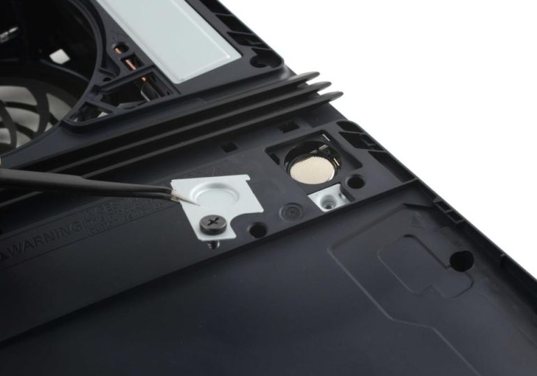 iFixit’s PS5 Pro teardown reveals an easily replaceable CMOS battery