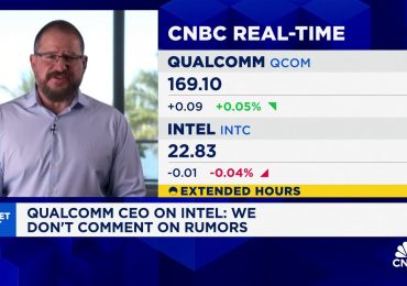 Qualcomm pops on chipmaker's earnings and revenue beat